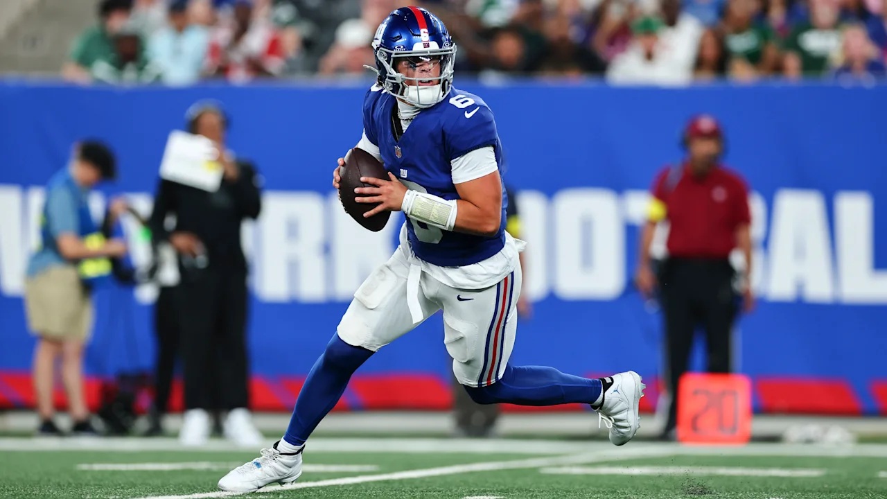 New York Giants Take On The Undefeated Chargers With Jaxson Dark Taking His First Rookie Snap.